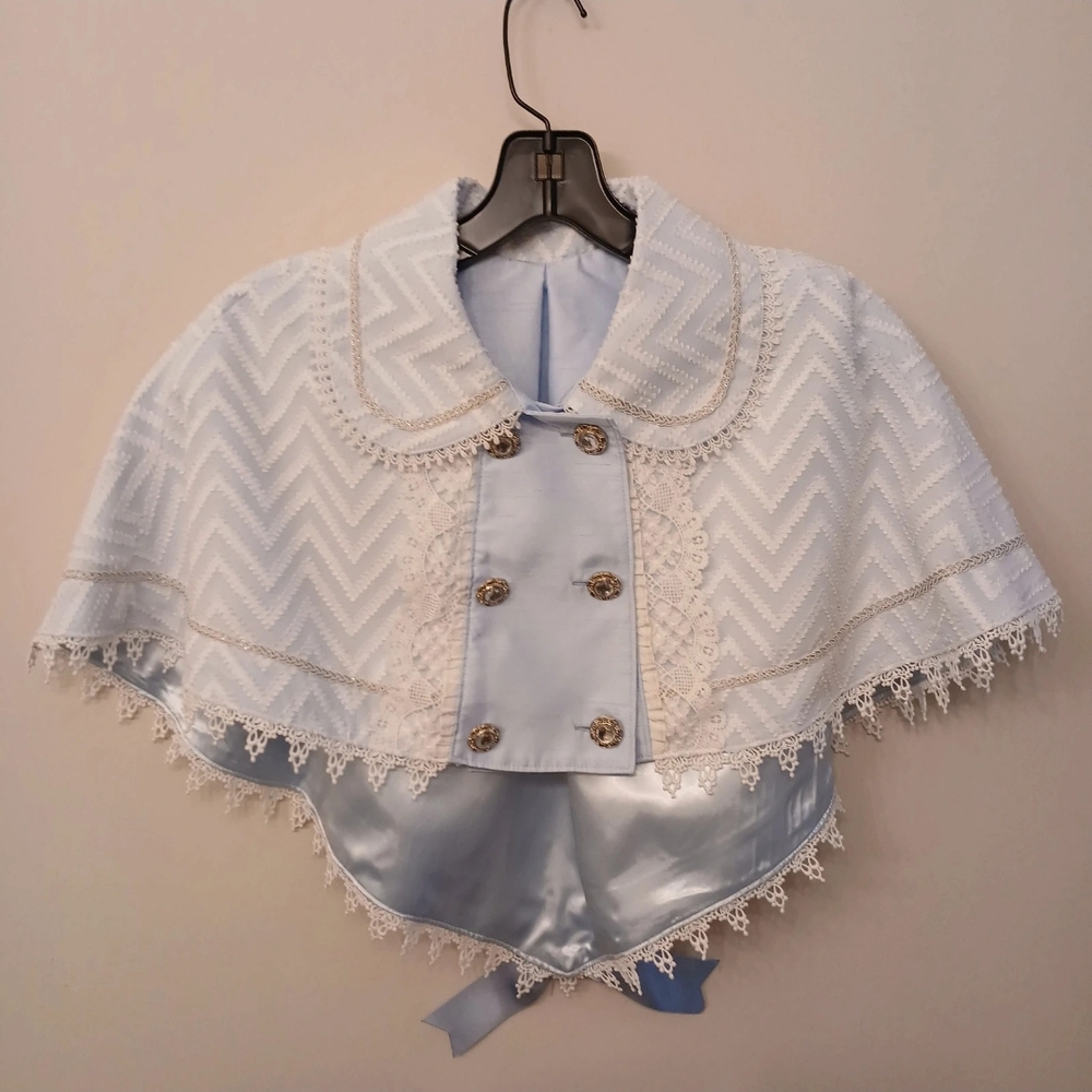 Elegant Blue and White Cape